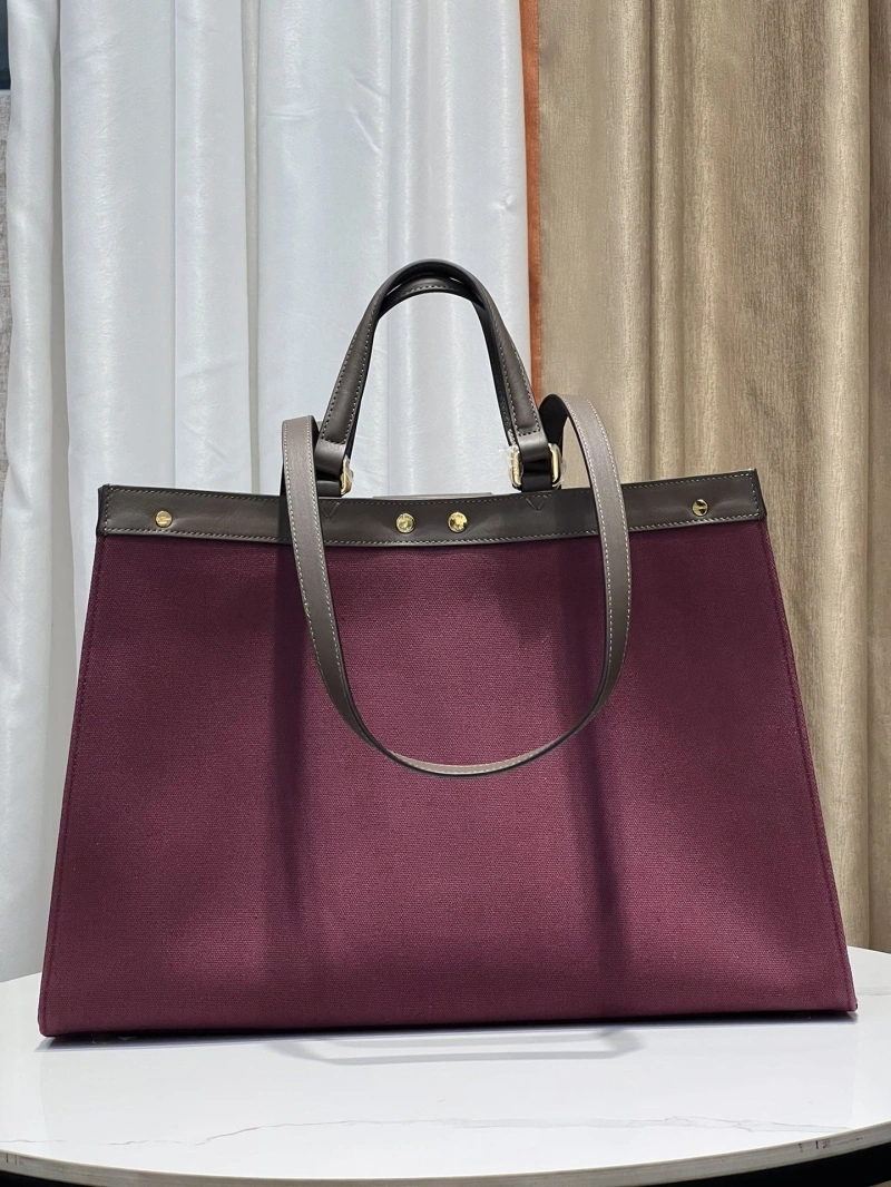 F**di shopping bags 4222c-0477