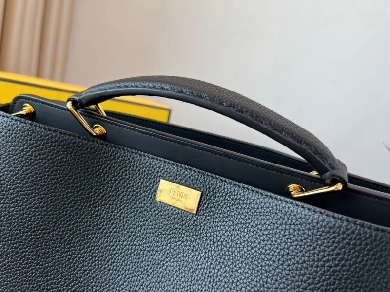 F**di shopping bags 4222c-0492