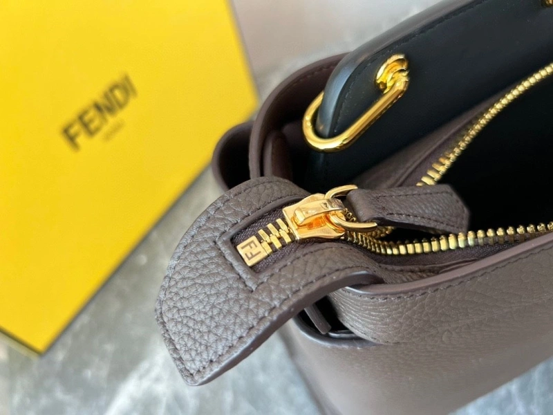 F**di shopping bags 4222c-0493