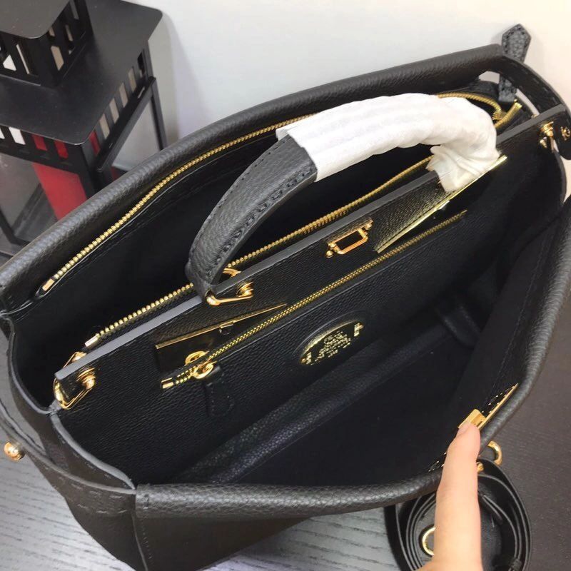 F**di shopping bags 4222c-0497