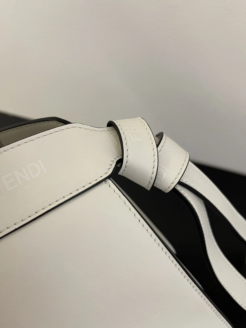 F**di top handle bags 4222c-0501