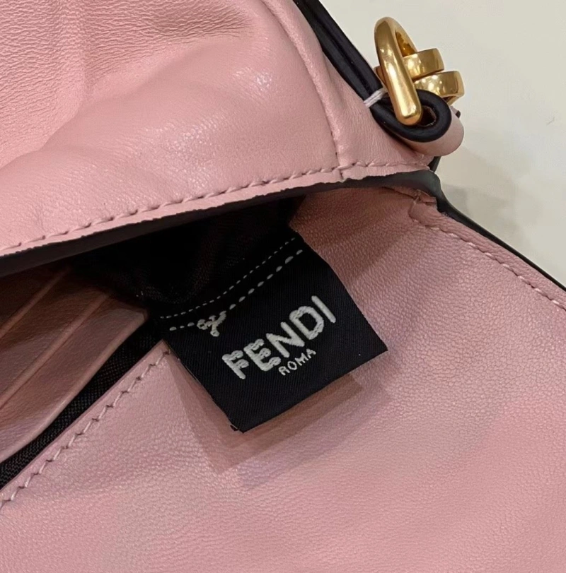 F**di baguette bags 4222c-0509