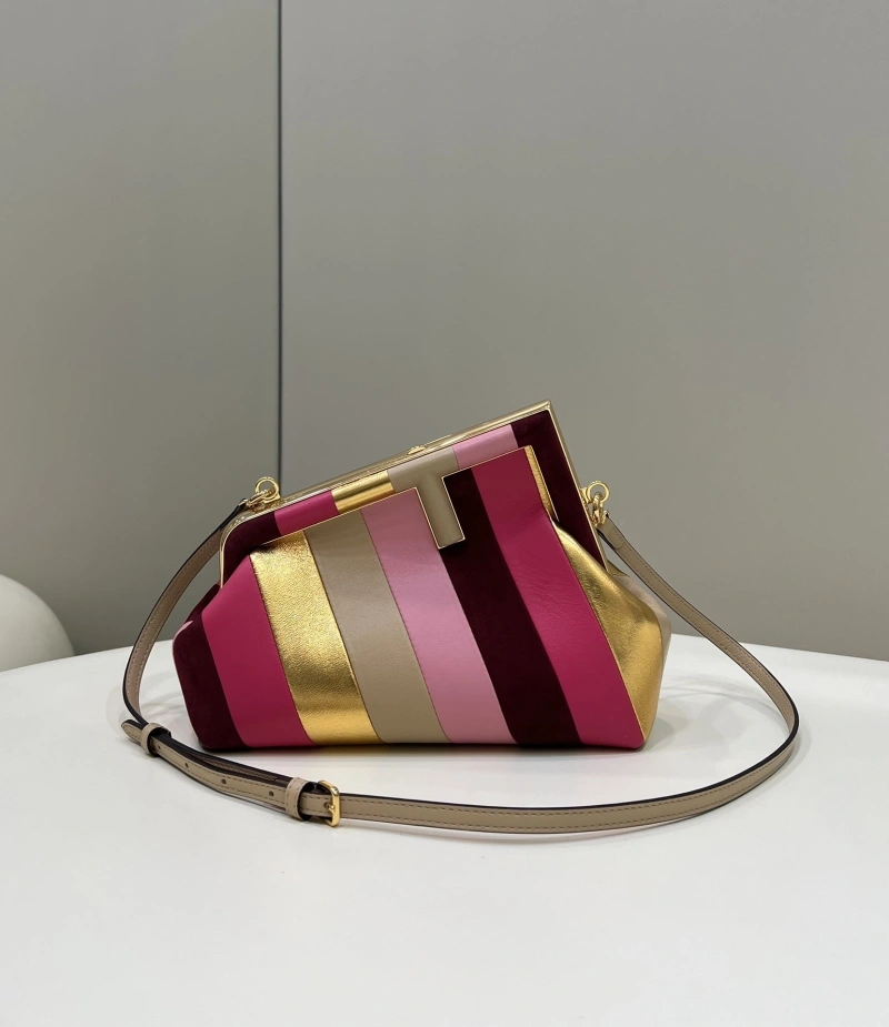 F**di first bags 4222c-0557