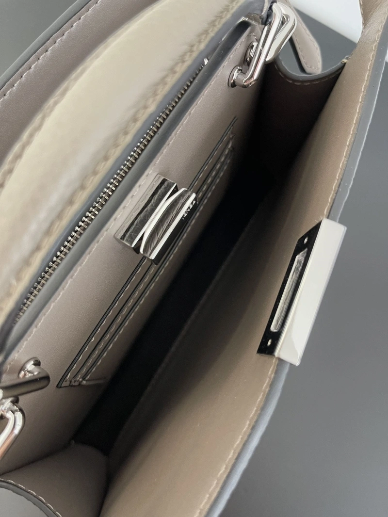 F**di top handle bags 4222c-0585