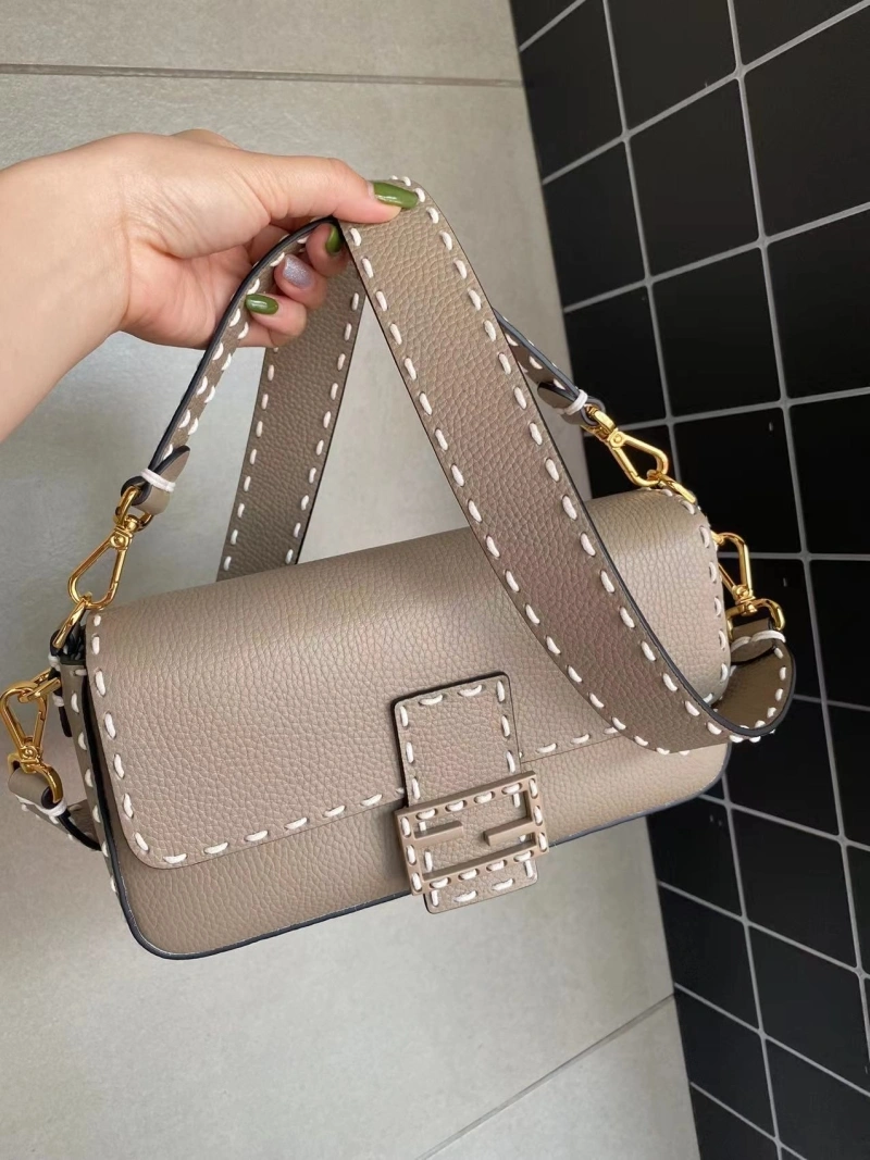 F**di baguette bags 4222c-0608