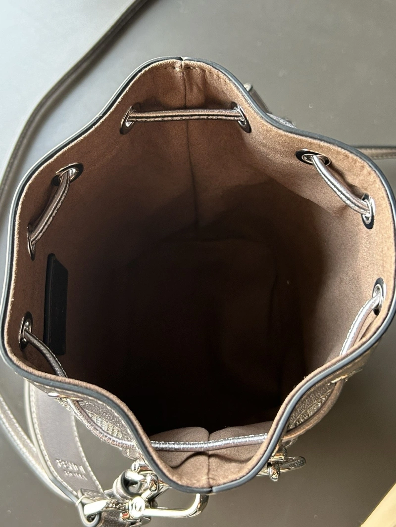 F**di bucket bags 4222c-0617