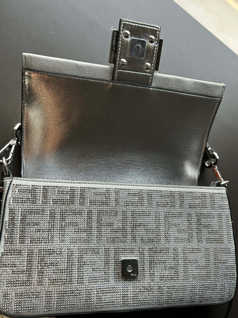 F**di baguette bags 4222c-0619