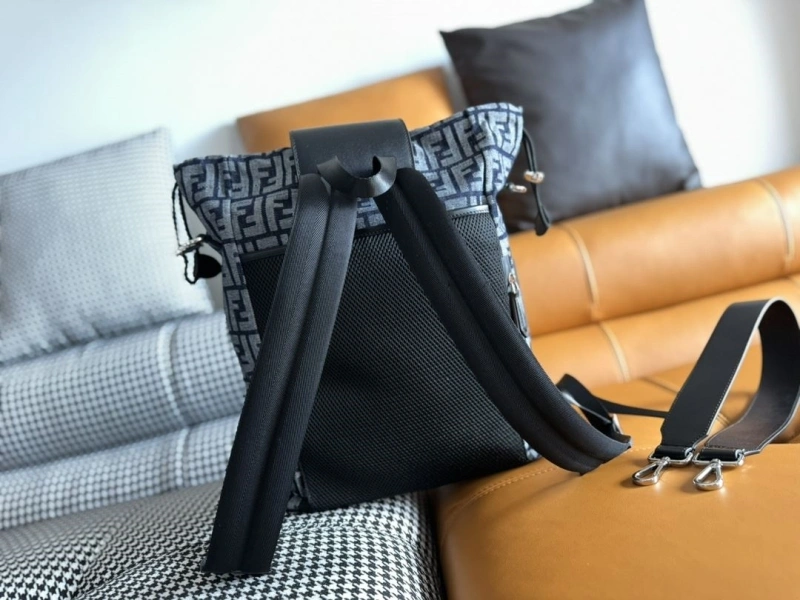 F**di backpacks 4222c-0623