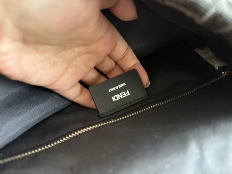 F**di backpacks 4222c-0624