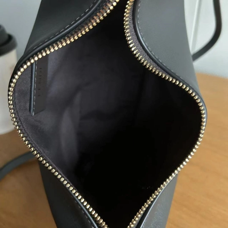 F**di top handle bags 4222c-0636