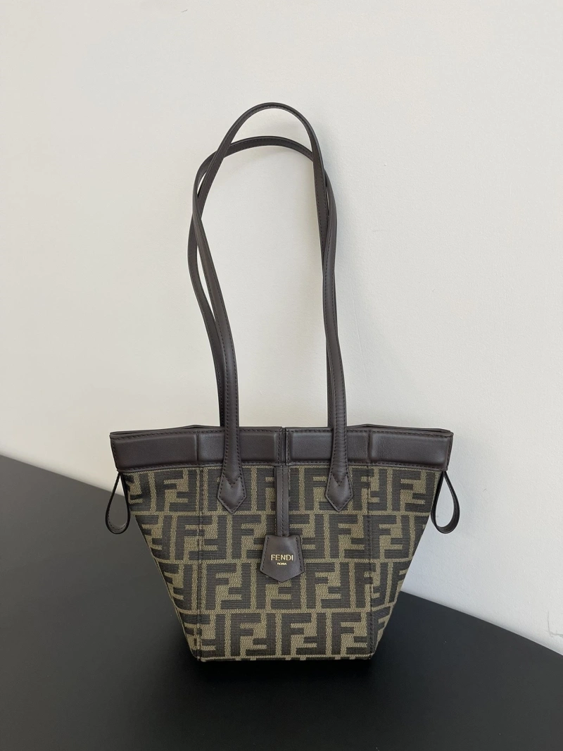 F**di shopping bags 4222c-0698