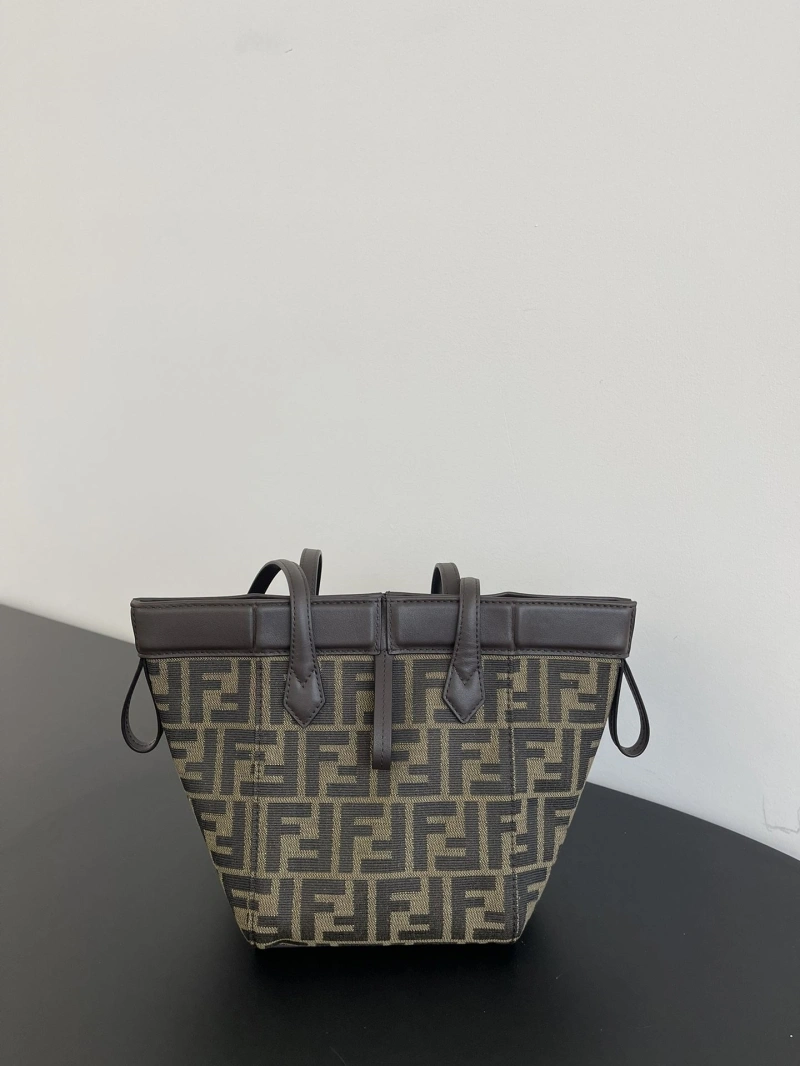 F**di shopping bags 4222c-0698