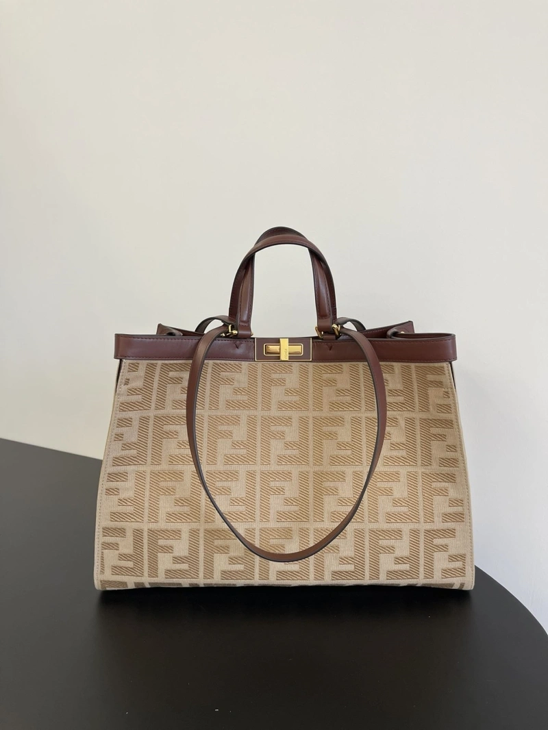F**di shopping bags 4222c-0711