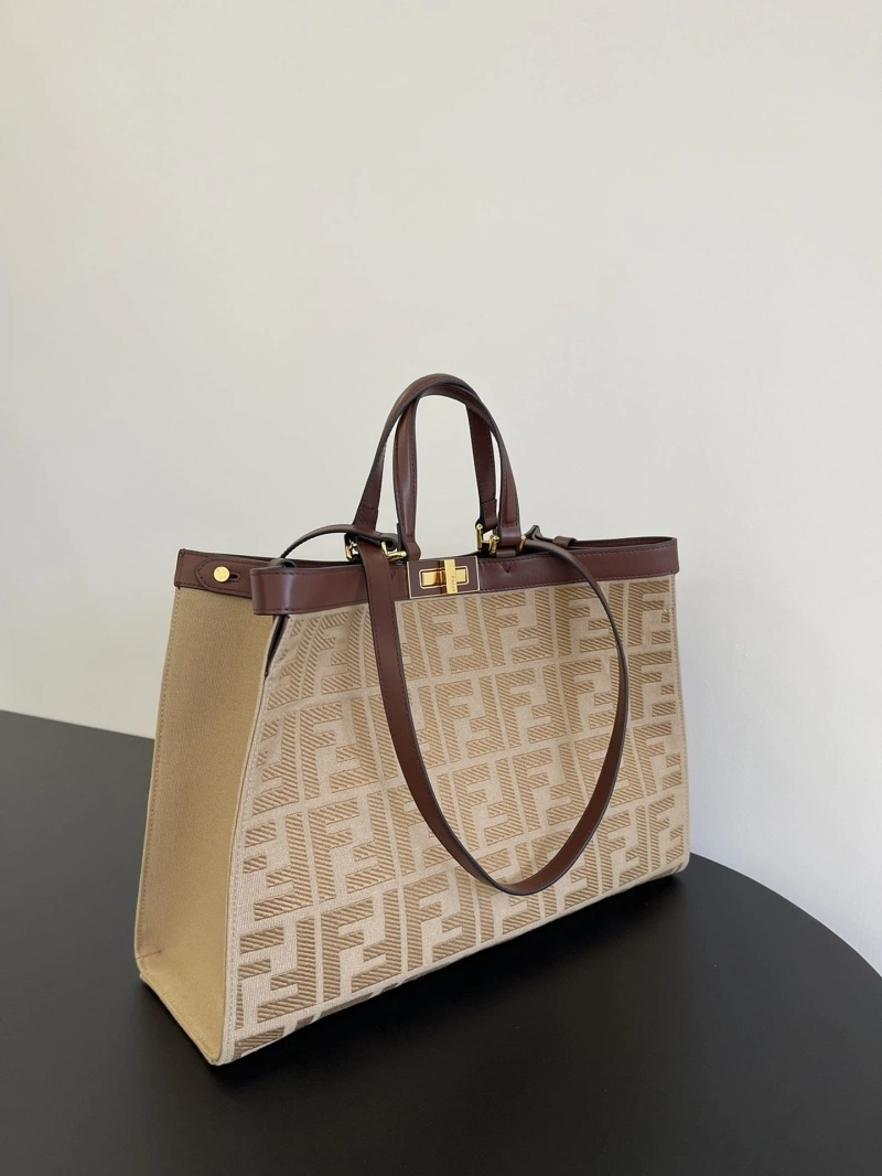 F**di shopping bags 4222c-0711