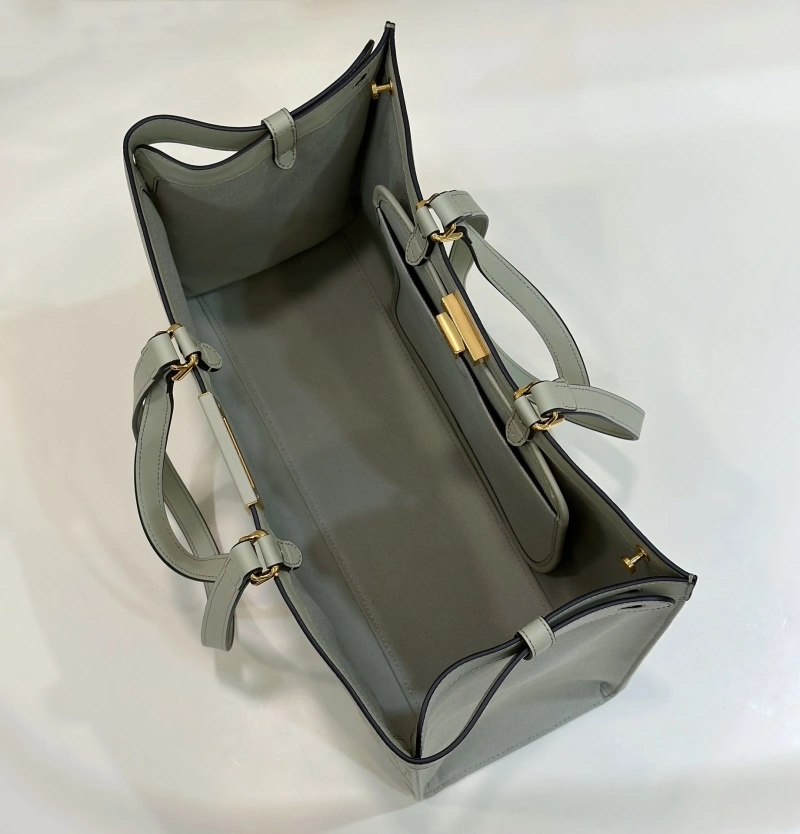F**di shopping bags 4222c-0716