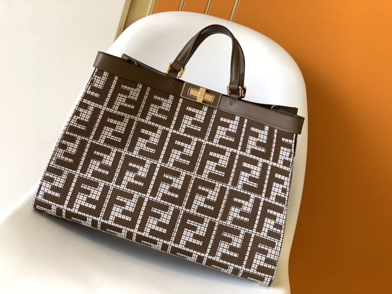 F**di shopping bags 4222c-0717
