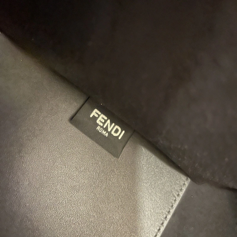 F**di shopping bags 4222c-0765