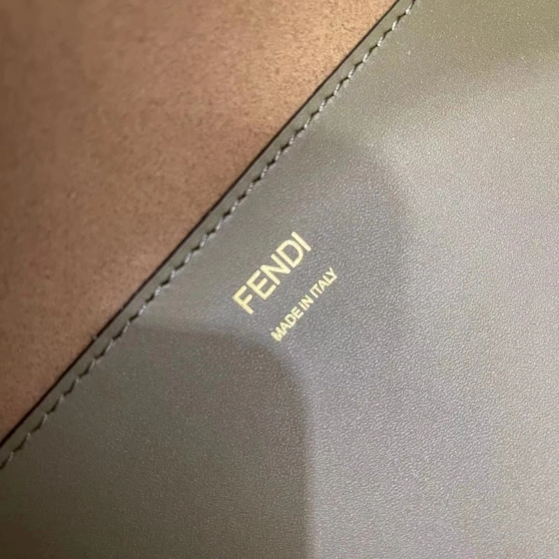 F**di shopping bags 4222c-0770