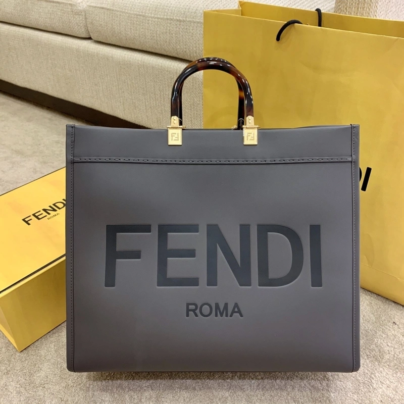 F**di shopping bags 4222c-0771