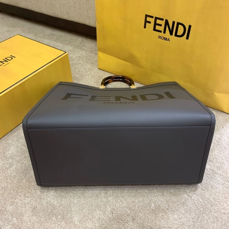 F**di shopping bags 4222c-0771