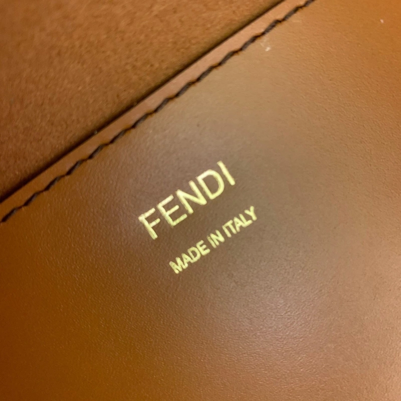 F**di shopping bags 4222c-0772
