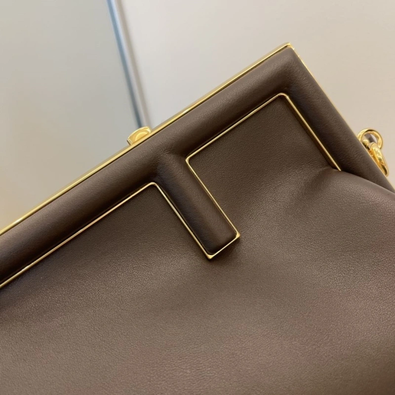 F**di first bags 4222c-0778
