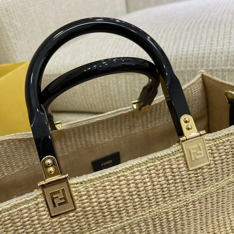 F**di shopping bags 4222c-0782