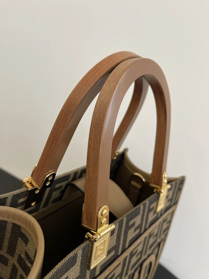 F**di shopping bags 4222c-0783