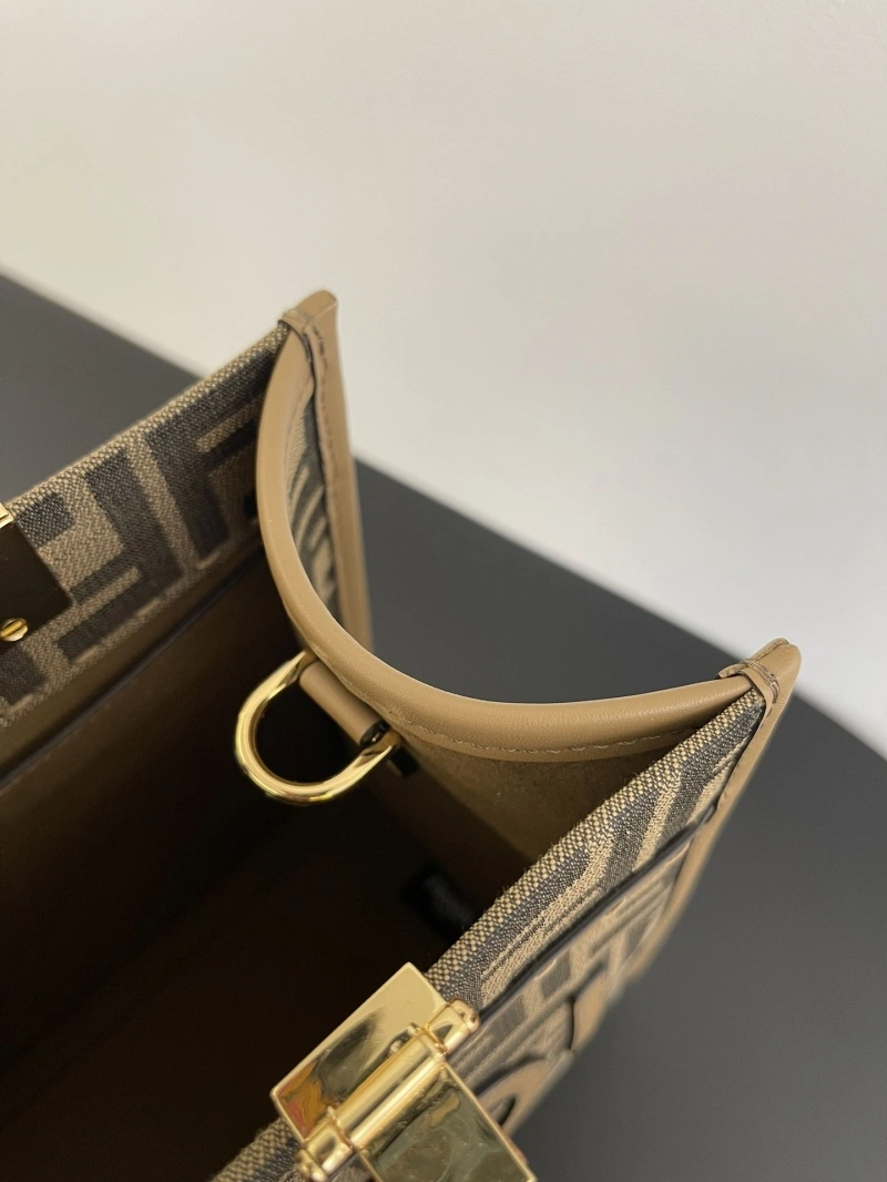 F**di shopping bags 4222c-0783