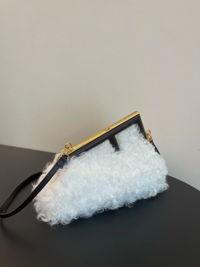 F**di first bags 4222c-0802