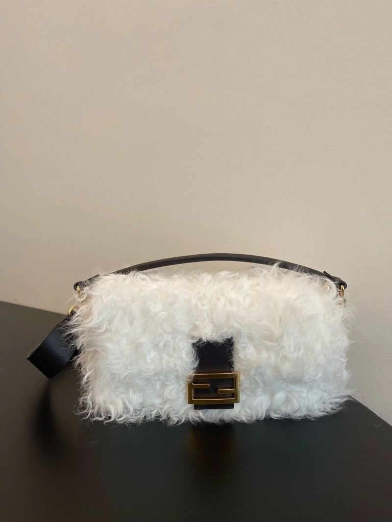 F**di baguette bags 4222c-0803