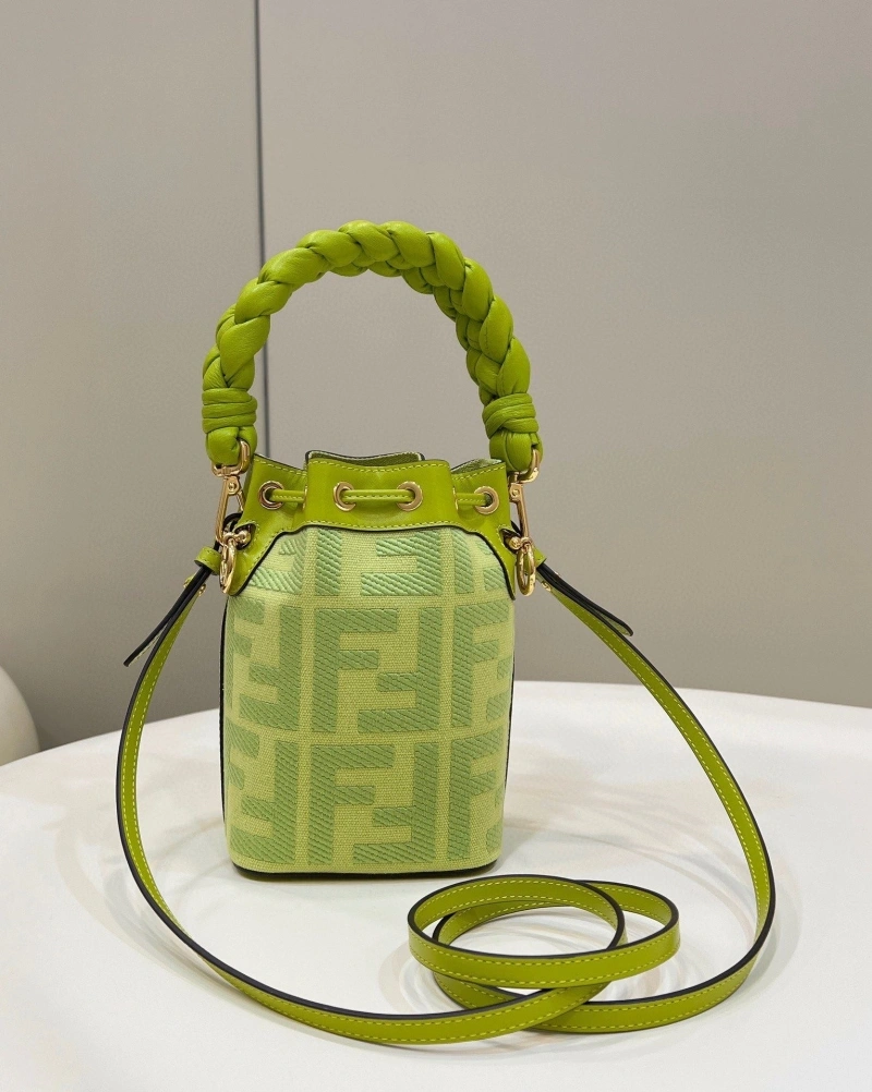 F**di bucket bags 4222c-0808