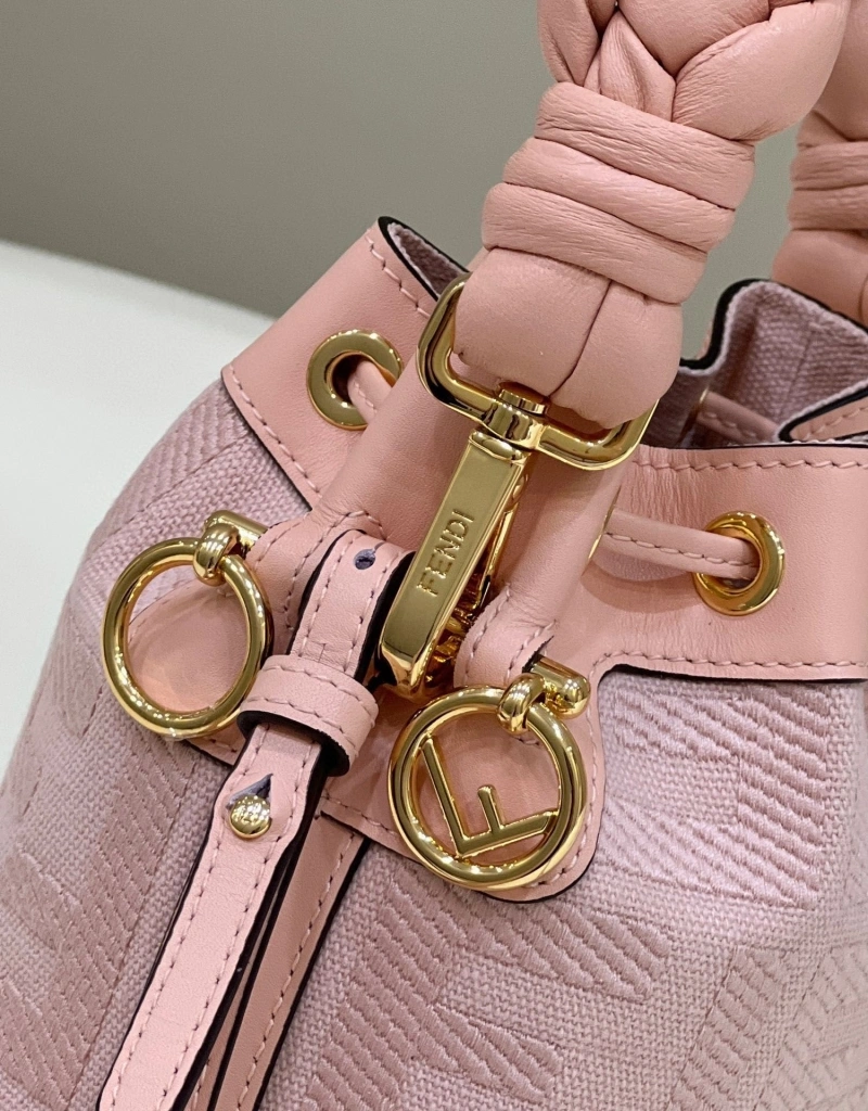 F**di bucket bags 4222c-0810