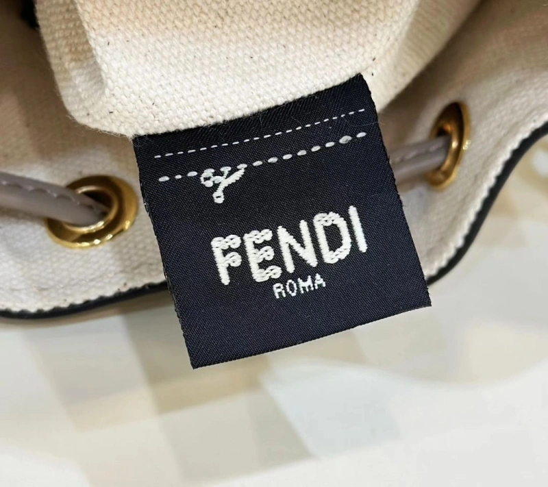 F**di bucket bags 4222c-0811