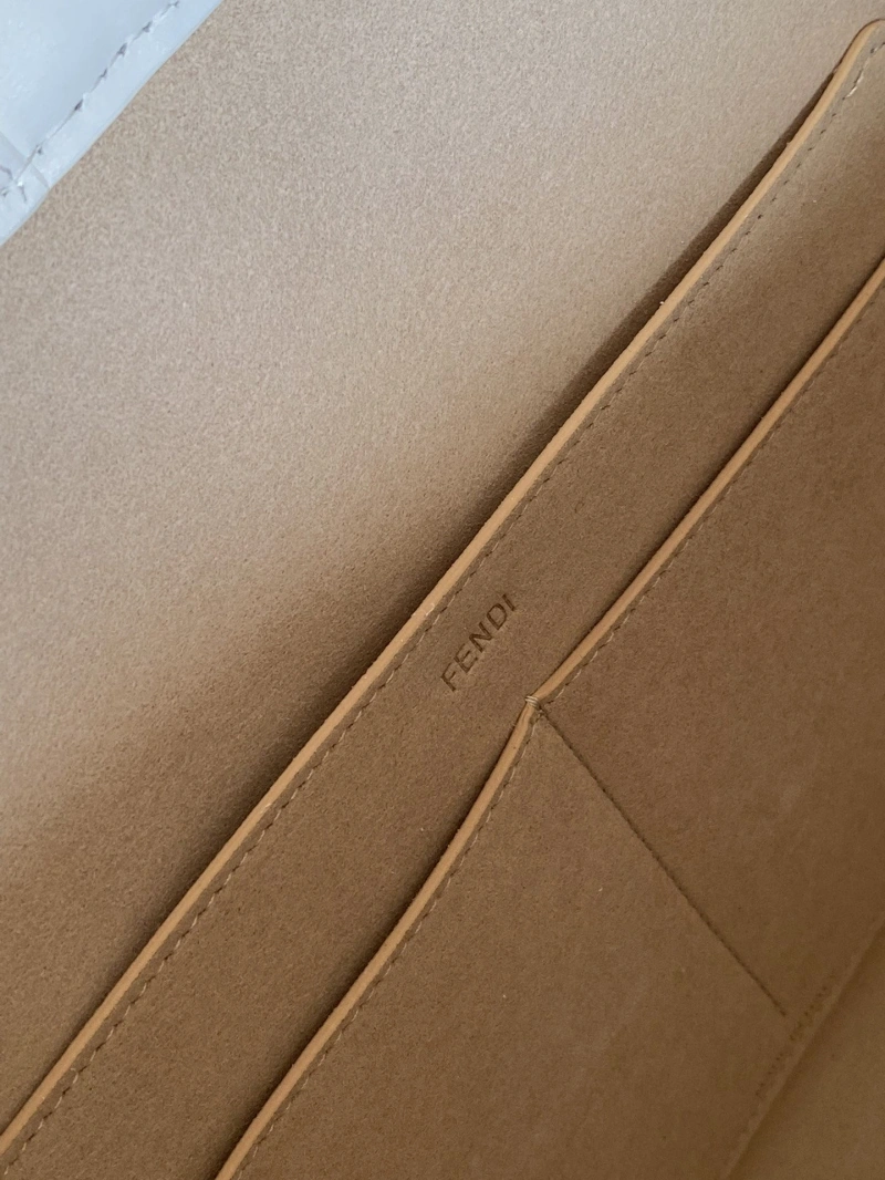 F**di shopping bags 4222c-0823