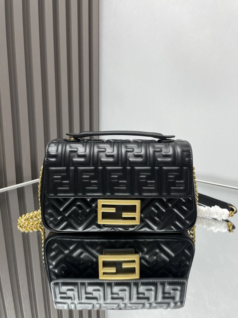 F**di baguette bags 4222c-0831