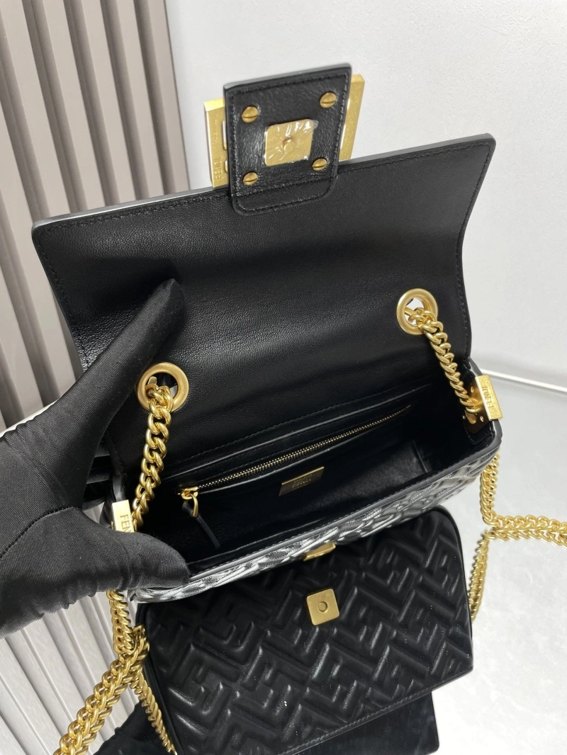 F**di baguette bags 4222c-0831