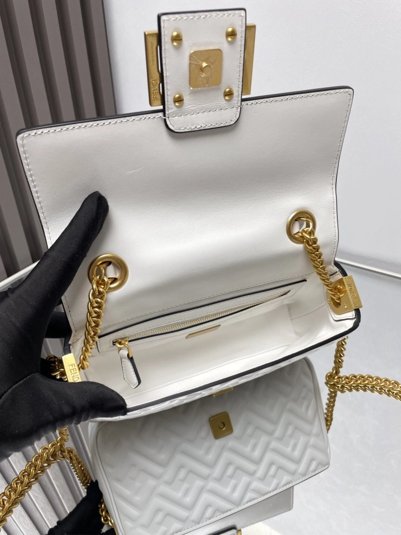 F**di baguette bags 4222c-0832
