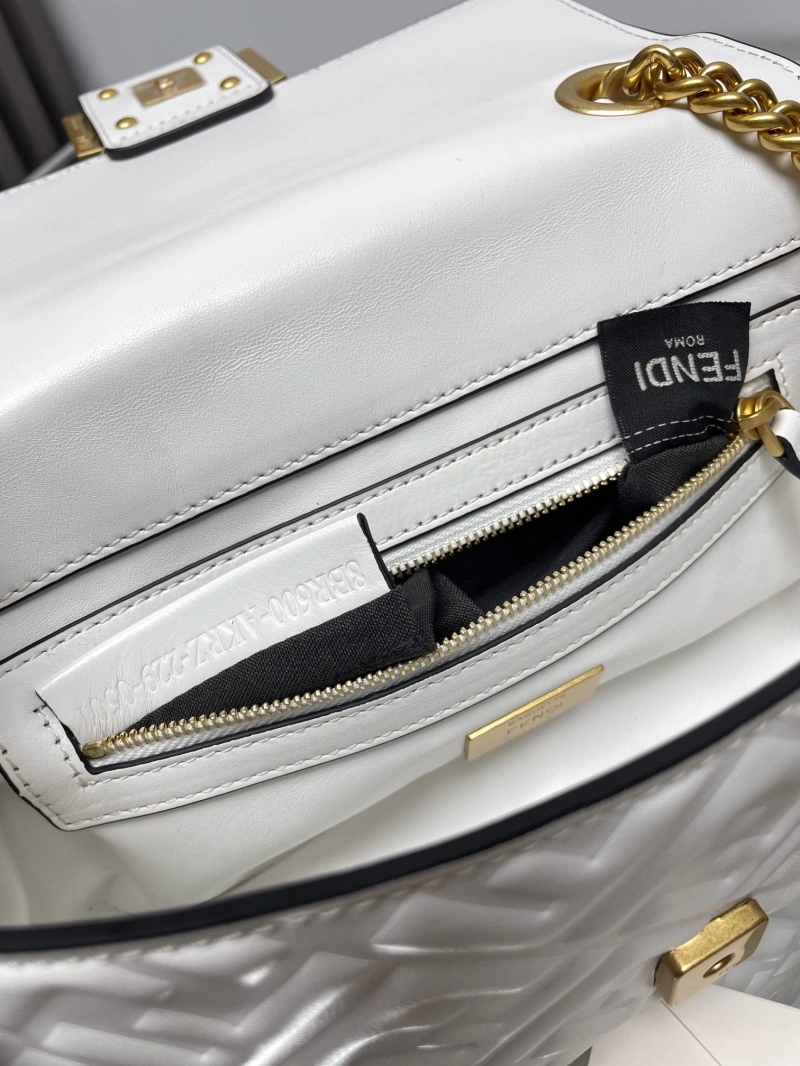 F**di baguette bags 4222c-0832