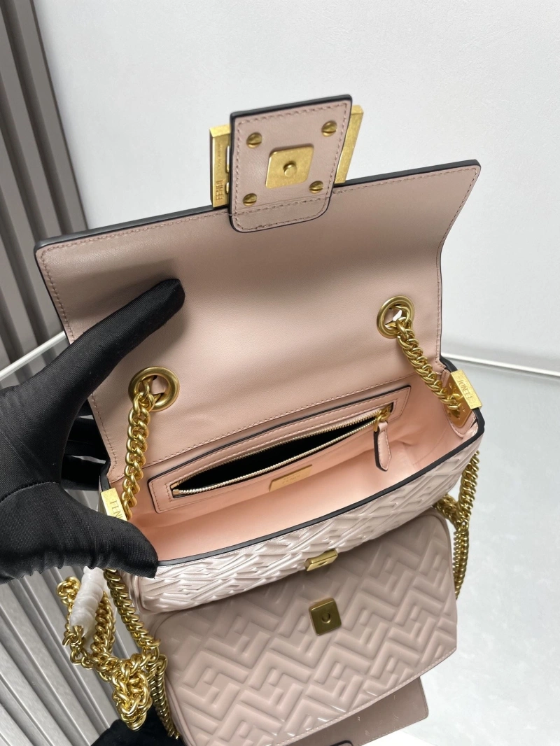 F**di baguette bags 4222c-0833