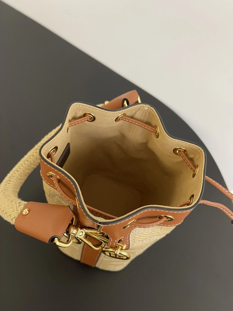 F**di bucket bags 4222c-0843