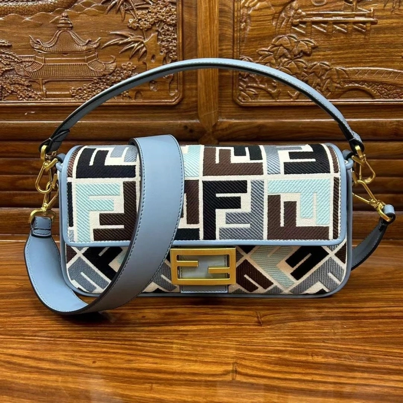 F**di baguette bags 4222c-0848