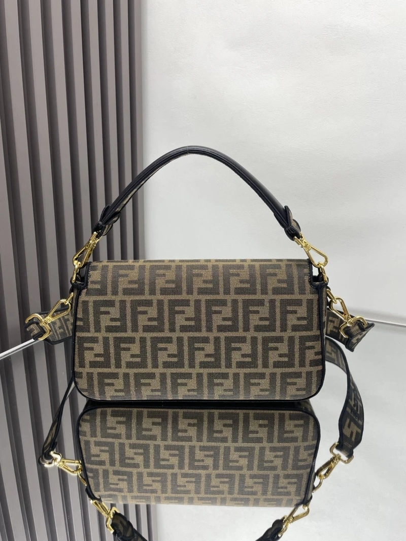 F**di baguette bags 4222c-0866