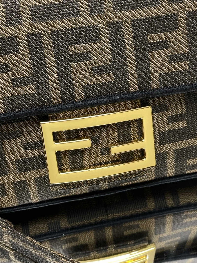 F**di baguette bags 4222c-0868