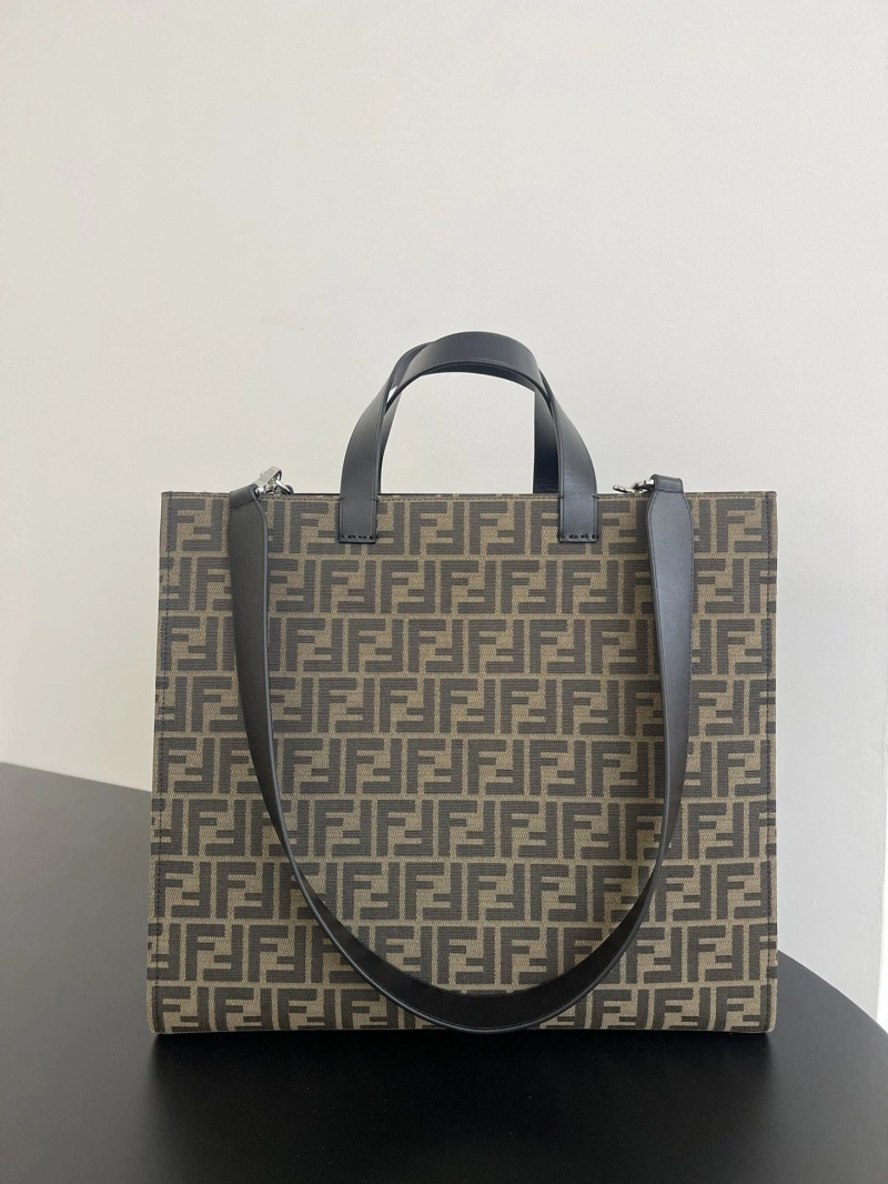 F**di shopping bags 4222c-0869