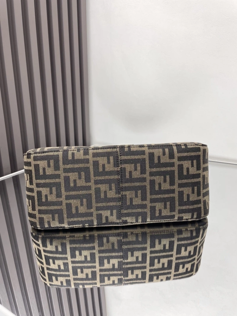 F**di baguette bags 4222c-0870