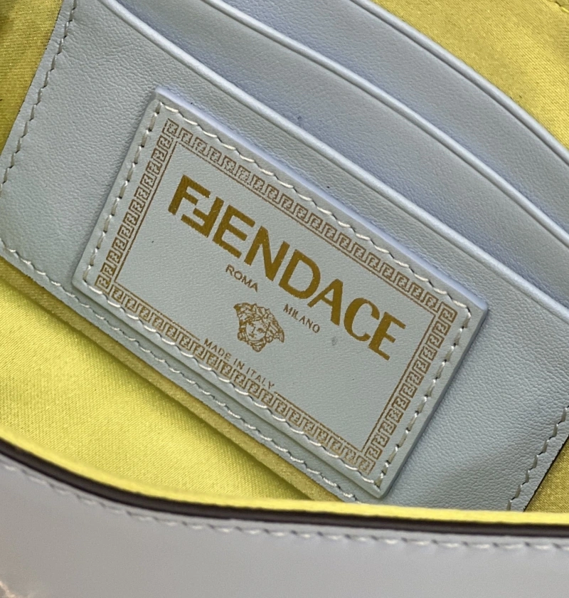 F**di baguette bags 4222c-0879