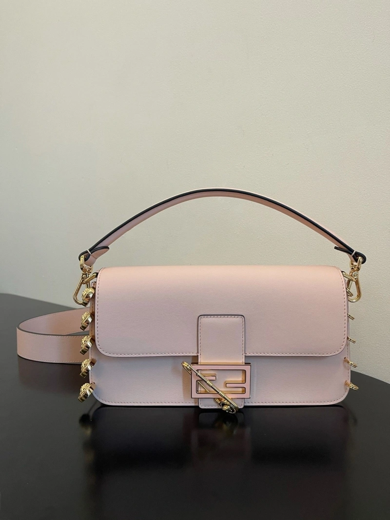 F**di baguette bags 4222c-0882
