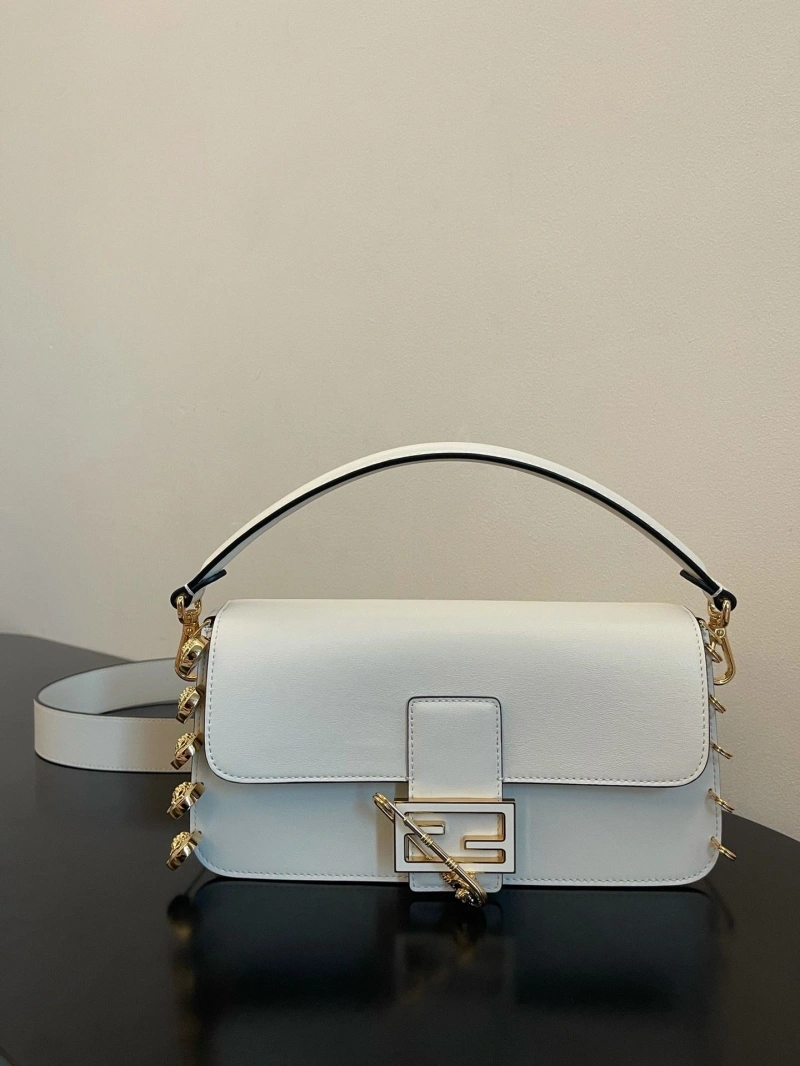 F**di baguette bags 4222c-0884