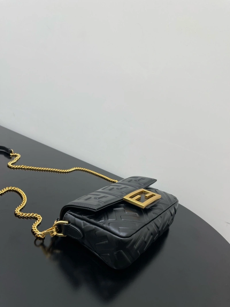 F**di baguette bags 4222c-0890